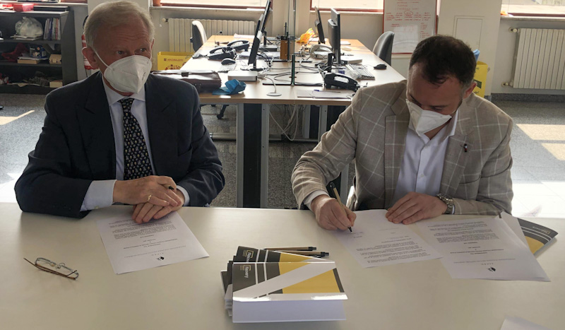 firma contratto