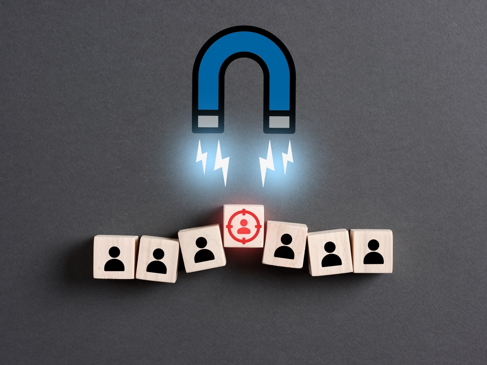 Differenza tra remarketing e retargeting nel native advertising